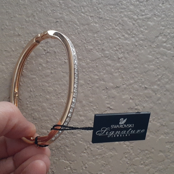Swarovski Signature Jewelry Bangle Bracelet New - Picture 2 of 9